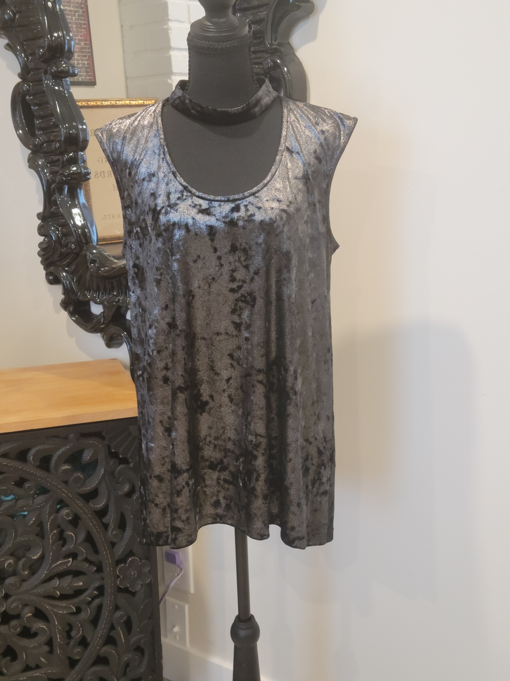 Vince Camuto Black Crushed Velvet Sleeveless Top